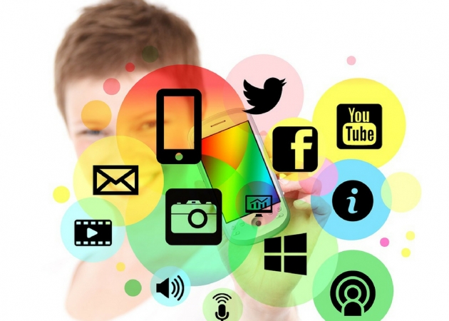 Custom-Social-Media-Graphic-Design-Services